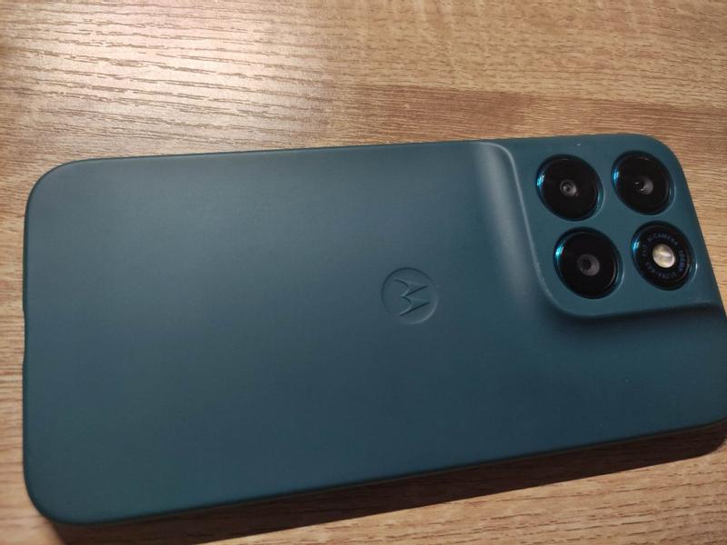 Best Budget Smartphone in 2026: Top Affordable Picks Under $300